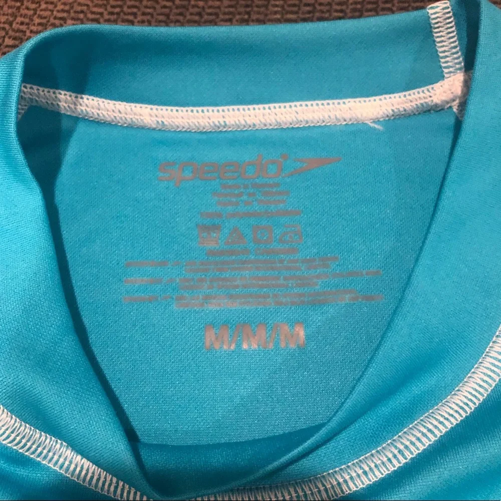 Speedo Rash Guard - Picture 3 of 3